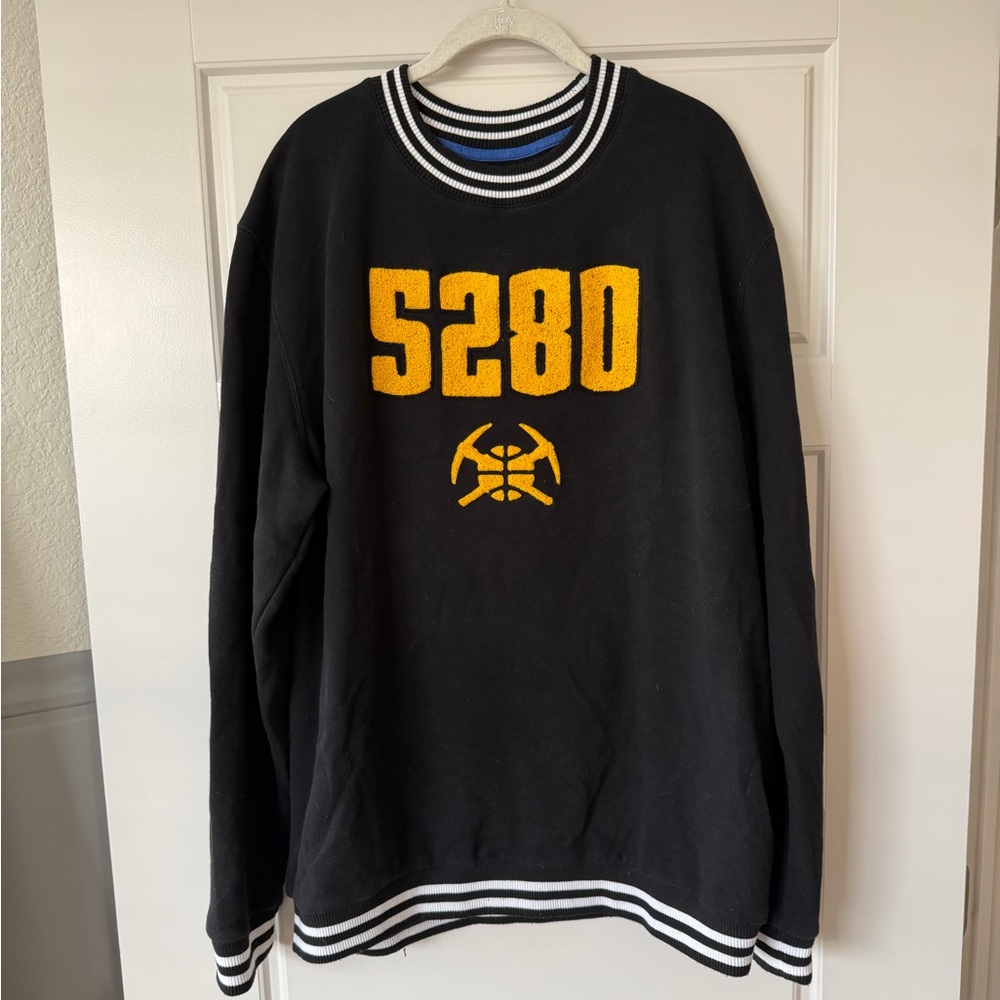 Nuggets 5280 Black and Yellow Men's Crewneck